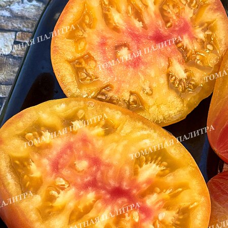 Томат КАРДИНАЛ НА СОЛОМЕ